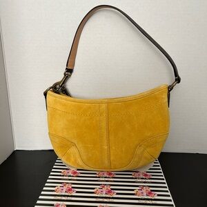 Coach 4284 Golden Suede hobo small